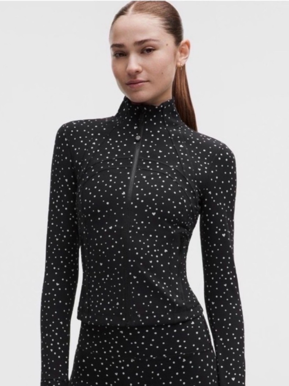 Lululemon Define cropped nulu in sold out heart ❤️ size 12 NWT